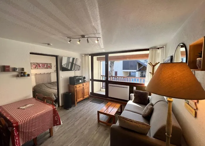 Appt T2 4 Pers Saint Lary Centre Village Parking